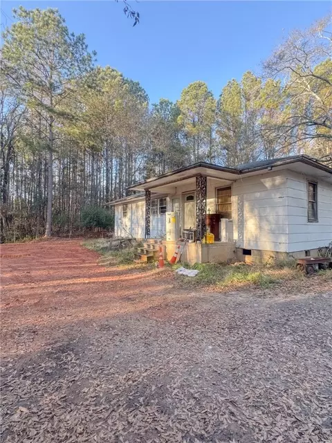 116 Leona Dr, Iva, SC 29655
