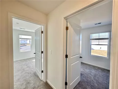 Entry Way - 573 Seaborn Cir, Pendleton, SC 29670 photo 5 of 6
