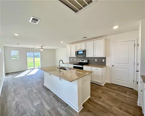 Kitchen - 575 Seaborn Cir, Pendleton, SC 29670 photo 1 of 2