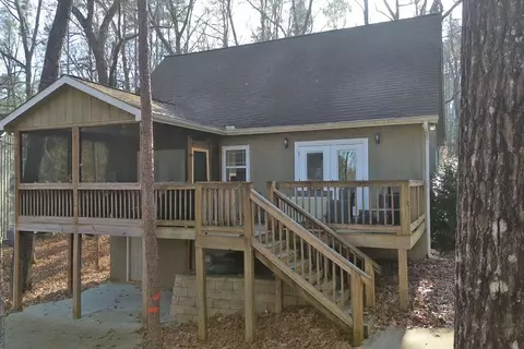 49 Currahee Pt, Toccoa, GA 30577