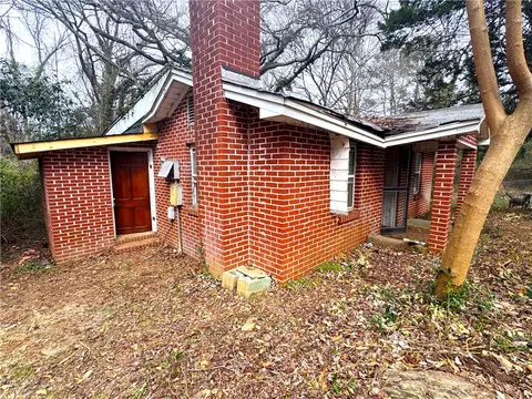 812 Raymond Ave, Anderson, SC 29625