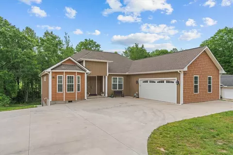 128 Sheila Dr, Williamston, SC 29697
