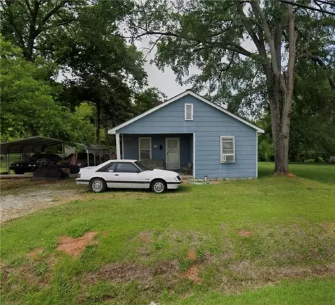 937 Main St, Seneca, SC 29678