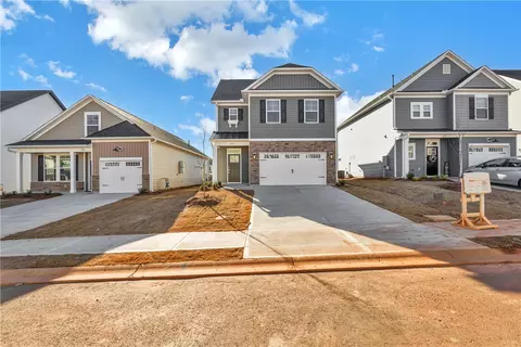 Exterior - 237 Brown Cir, Easley, SC 29642 photo 2 of 4
