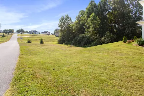 1515 Hendon Dr, Walhalla, SC 29691 photo 4