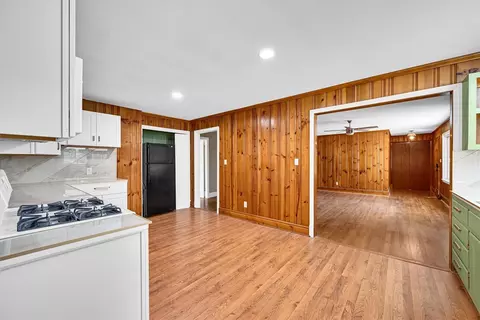 Kitchen - 433 Pineview Dr, Pickens, SC 29671 photo 1 of 5