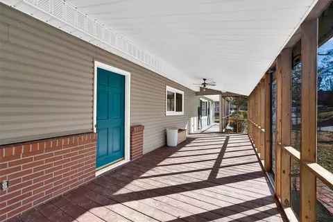 Exterior - 433 Pineview Dr, Pickens, SC 29671 photo 3 of 6