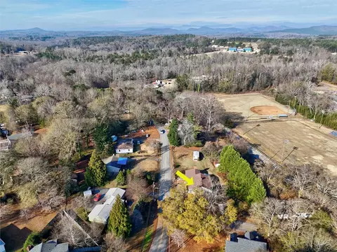 View/Area - 433 Pineview Dr, Pickens, SC 29671 photo 4 of 5