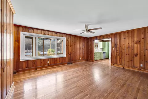Living - 433 Pineview Dr, Pickens, SC 29671 photo 5 of 5