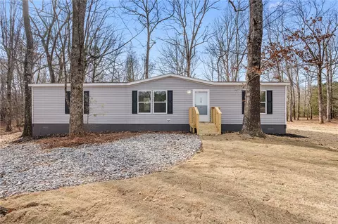 110 Mcclanahan Rd, Liberty, SC 29657