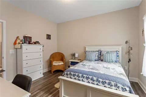 384 E Woodland Dr, Walhalla, SC 29691 photo 13