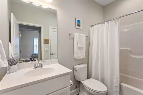 384 E Woodland Dr, Walhalla, SC 29691 photo 20
