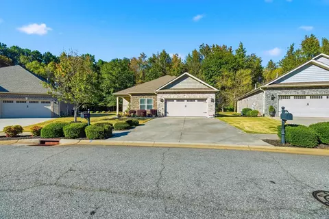 121 Olde Towne Dr, Anderson, SC 29621