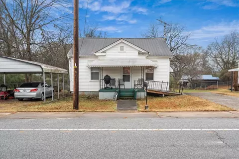 550 Leaman Ave, Whitmire, SC 29178