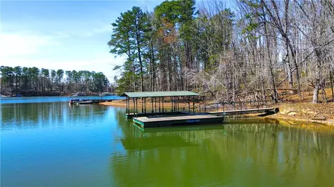 605 Elizabeth Rd, Westminster, SC 29693