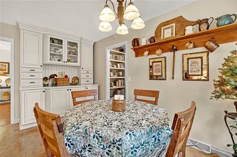 Dining - 106 Hillandale Rd, Pendleton, SC 29670 photo 1 of 2