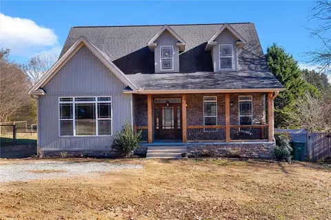239 Tripp St, Williamston, SC 29697