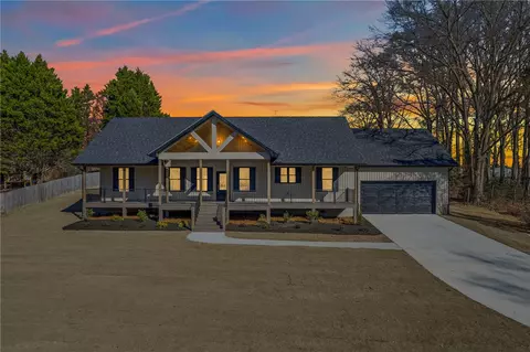 222 Lake Forest Cir, Easley, SC 29642