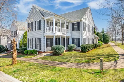 100 Antique Ct, Pendleton, SC 29670