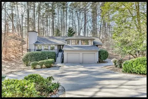 8 Lash Up Ln, Salem, SC 29676