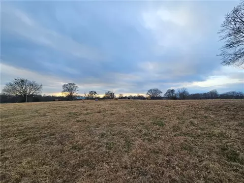 0001 W Oak Hwy, Townville, SC 29689