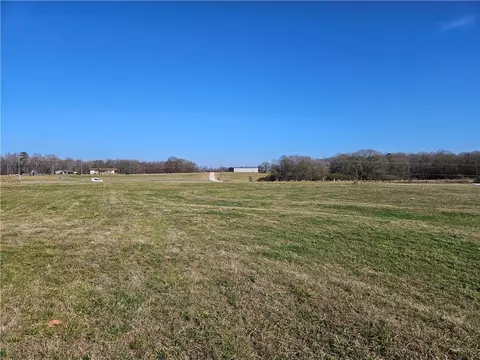 0002 W Oak Hwy, Townville, SC 29689