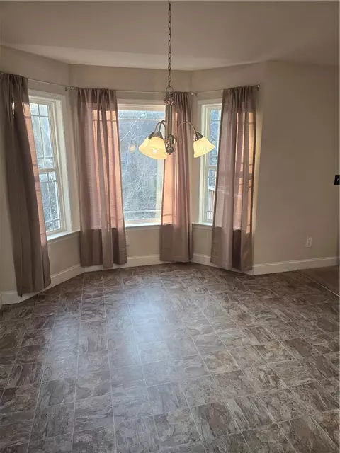 Dining - 327 Fox Run Rd, Walhalla, SC 29691 photo 1 of 1