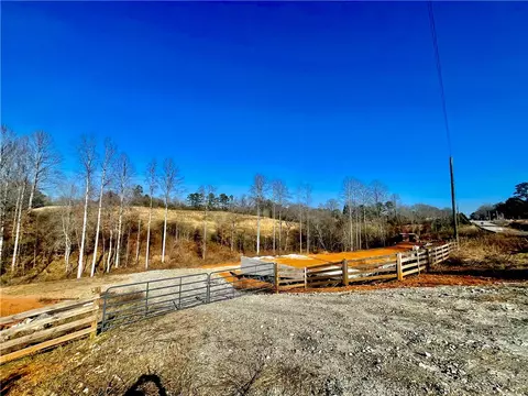 2253 Pickens Hwy, West Union, SC 29696