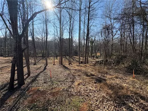 00 Abbott Ln, Walhalla, SC 29691