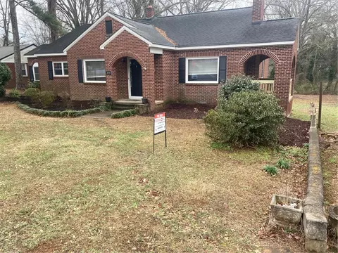 739 Anderson Dr, Williamston, SC 29697