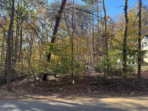2084 Warpaint Rd, Westminster, SC 29693