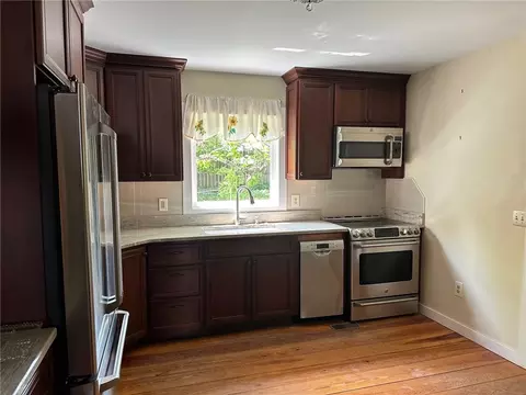 Kitchen - 171 E Main St, Pendleton, SC 29670 photo 3 of 4