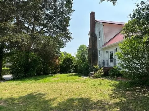 Exterior - 171 E Main St, Pendleton, SC 29670 photo 3 of 13