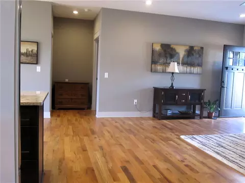 Entry Way - 105 Jefferson Pl, Walhalla, SC 29691 photo 2 of 4
