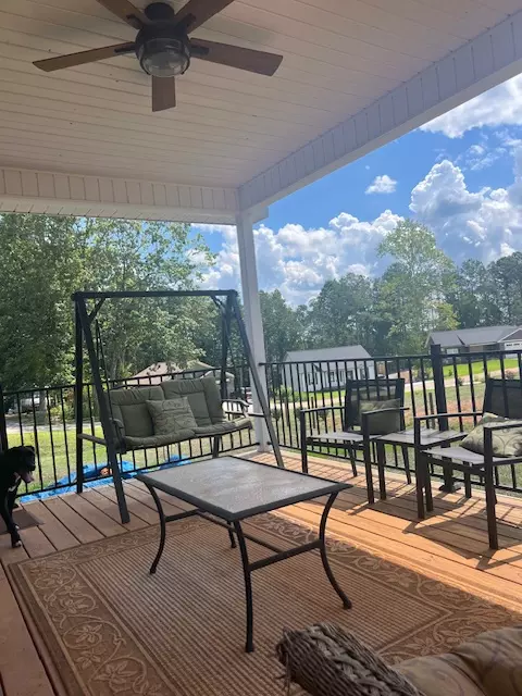 Exterior - 105 Jefferson Pl, Walhalla, SC 29691 photo 4 of 7