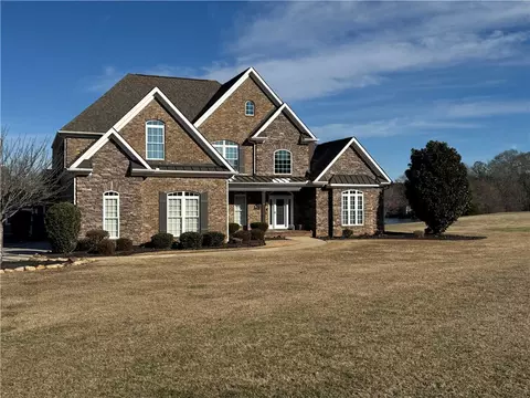 1017 Omega Farms Ln, Williamston, SC 29697