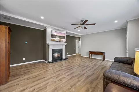 215 Fairfield Rd, Walhalla, SC 29691 photo 3