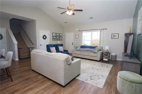 198 Sunny Point Loop, Central, SC 29630 photo 6