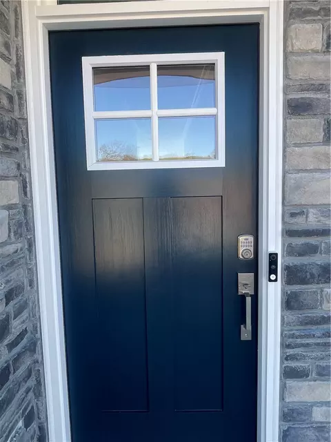 Entry Way - 33 Halsey St, Central, SC 29630 photo 1 of 9
