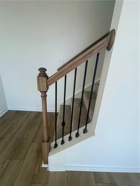 Entry Way - 33 Halsey St, Central, SC 29630 photo 7 of 9