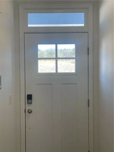 Entry Way - 33 Halsey St, Central, SC 29630 photo 3 of 9