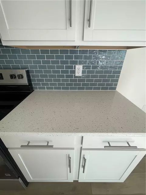 Kitchen - 33 Halsey St, Central, SC 29630 photo 5 of 6