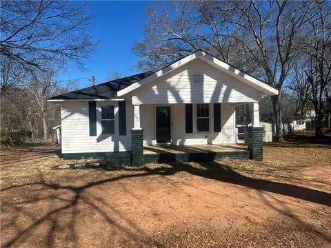 305 Kay St, Belton, SC 29627