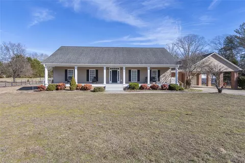 211 Philwood Dr, Williamston, SC 29697