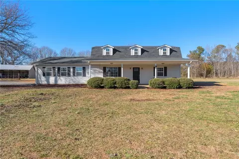 181 Peach Orchard Dr, Honea Path, SC 29654