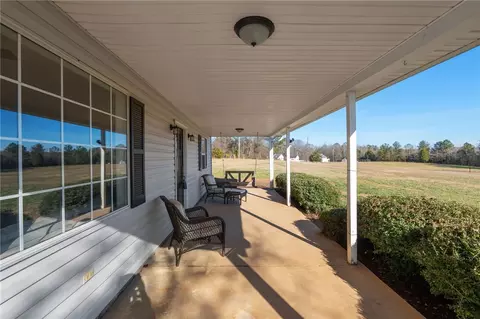 Exterior - 181 Peach Orchard Dr, Honea Path, SC 29654 photo 3 of 9
