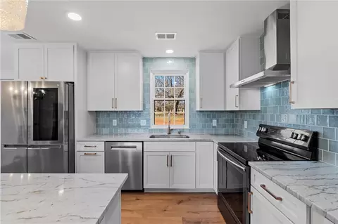 Kitchen - 181 Peach Orchard Dr, Honea Path, SC 29654 photo 4 of 4