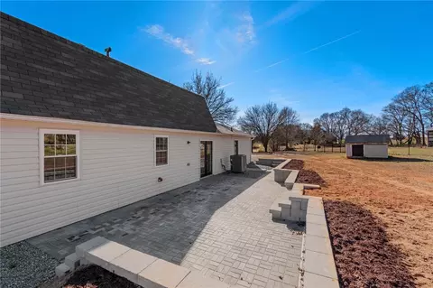 Exterior - 181 Peach Orchard Dr, Honea Path, SC 29654 photo 4 of 9