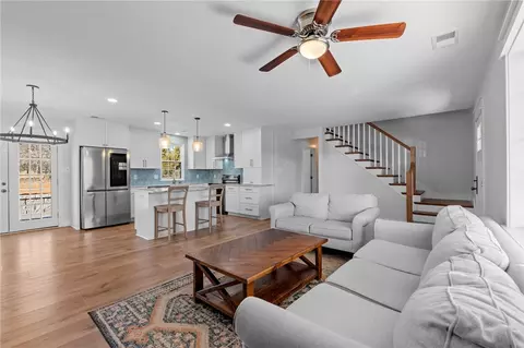 Living - 181 Peach Orchard Dr, Honea Path, SC 29654 photo 1 of 1