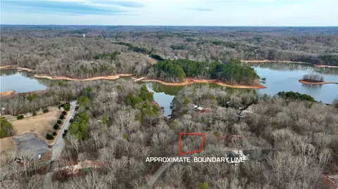 307 Hickory Trl, Westminster, SC 29693
